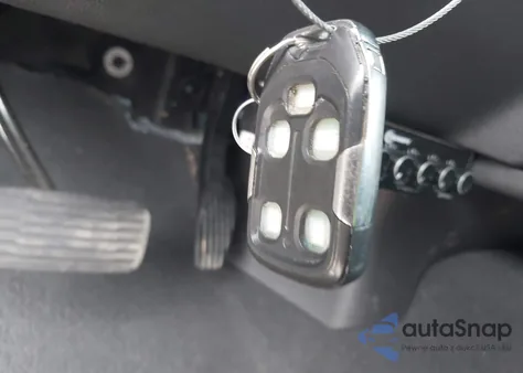 2021 Chevrolet Silverado 1500 2Wd Short Bed Rst from USA, damaged, VIN 3GCPWDED3MG444927